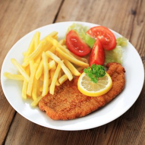 Schnitzel mit Pommes