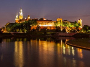 Wawel castle and Vistula river at night